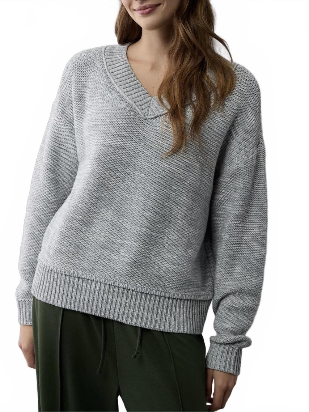 NWOT American Eagle Women’s V-Neck Knit Sweater Size Medium